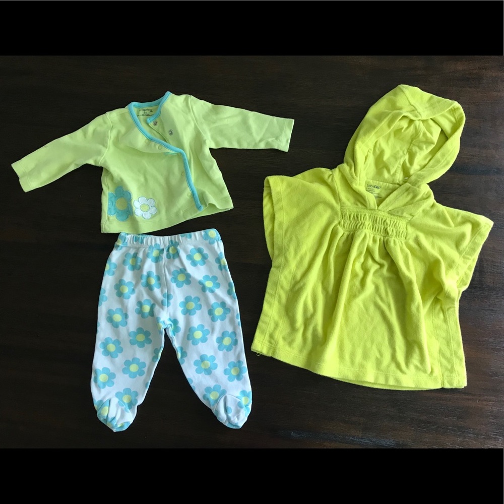 Baby girl outfit and coverup